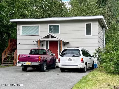 3005 Willow St, Anchorage, AK 99517