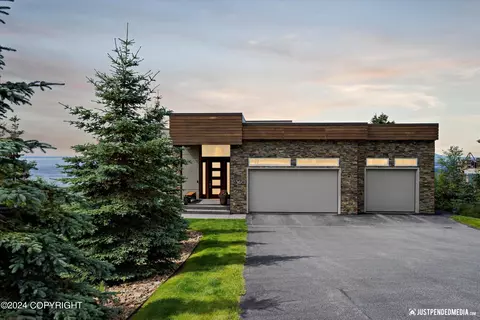 16560 Manorwood Pointe Cir, Anchorage, AK 99516