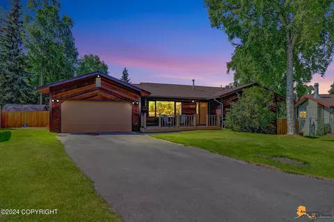 13640 Windward Cir, Anchorage, AK 99516