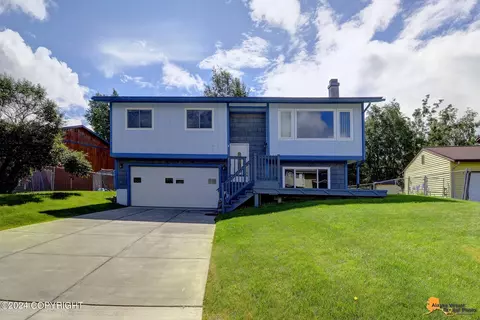 4200 Edinburgh Dr, Anchorage, AK 99502