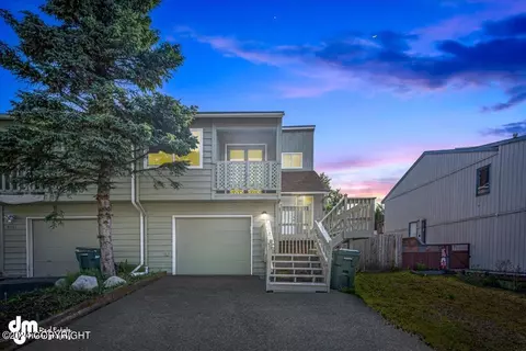 8061 Woodgreen Cir, Anchorage, AK 99518