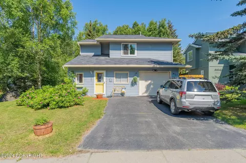 17451 Rachel Ave, Eagle River, AK 99577