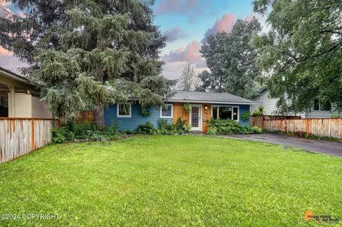 1310 E 27th Ave, Anchorage, AK 99508 photo 2