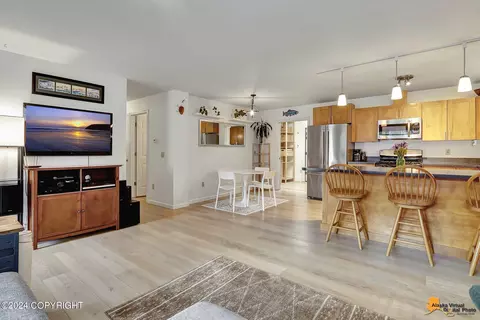 1310 E 27th Ave, Anchorage, AK 99508 photo 9