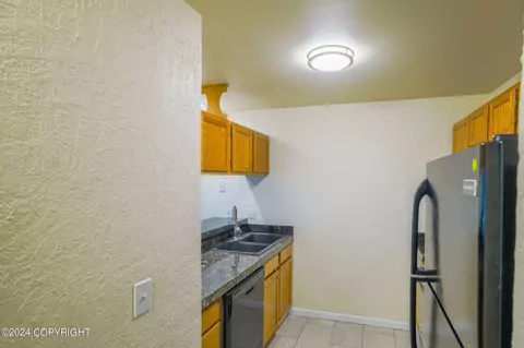 5018 E 43rd Ave # 3, Anchorage, AK 99508 photo 3