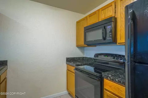 5018 E 43rd Ave # 3, Anchorage, AK 99508 photo 4