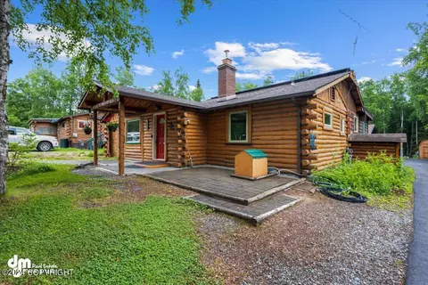 10142 Chain Of Rock St, Eagle River, AK 99577