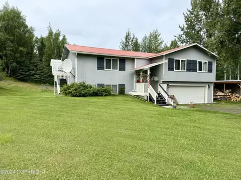 36595 Pine St, Soldotna, AK 99669