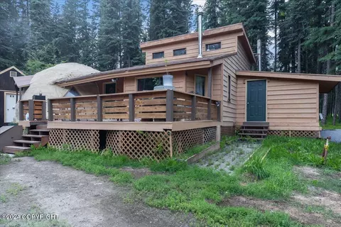 467 Ookpik Way, Fairbanks, AK 99709