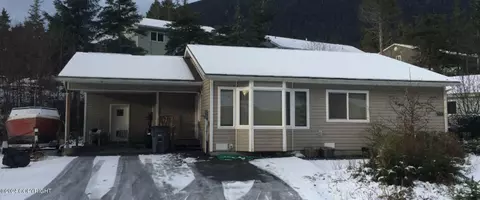 109 Naomi Kanosh Ln, Sitka, AK 99835