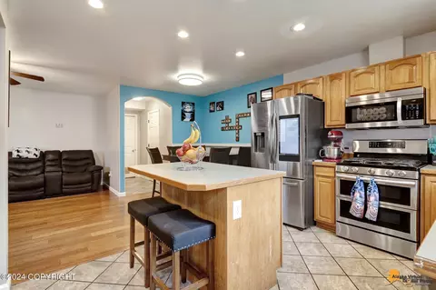 Kitchen - 5610 E 4th Ave # 9, Anchorage, AK 99504 photo 1 of 6