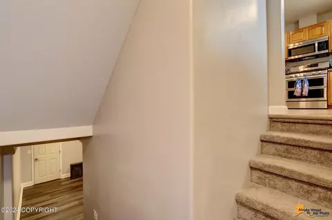 Entry Way - 5610 E 4th Ave # 9, Anchorage, AK 99504 photo 1 of 1