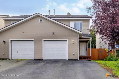 Exterior - 5610 E 4th Ave # 9, Anchorage, AK 99504 photo 2 of 6