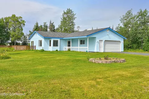 111 Anthurium St, Soldotna, AK 99669