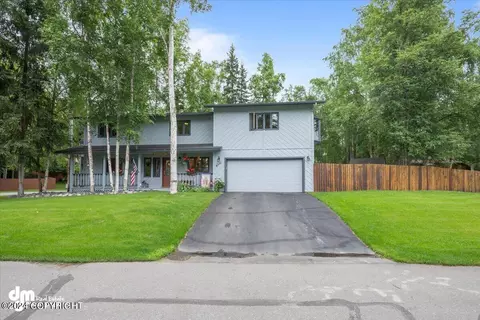 9531 Dundas Cir, Eagle River, AK 99577