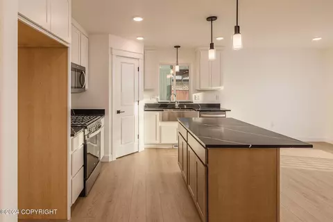 1180 E Mountain Peak Loop, Palmer, AK 99645 photo 10