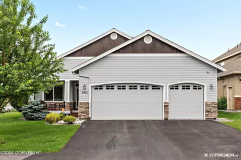 2901 Gladys Marie Cir, Anchorage, AK 99516