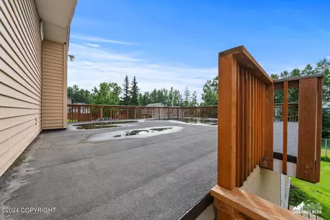 Exterior - 7141 E 34th Ave, Anchorage, AK 99504 photo 7 of 17