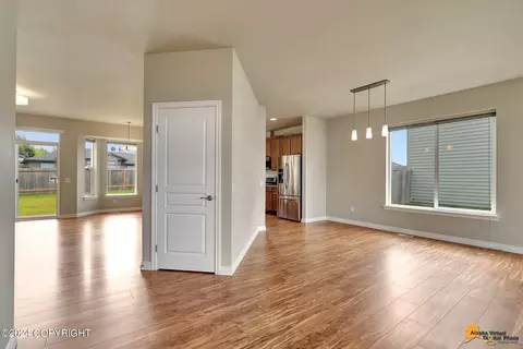 5574 Big Bend Loop, Anchorage, AK 99502 photo 12