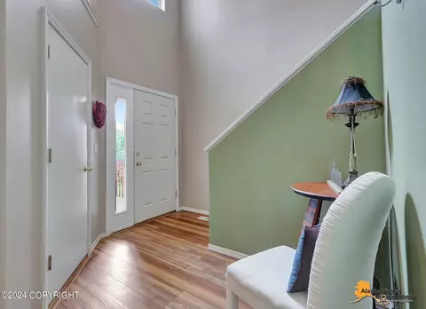 7534 Timberwolf Cir, Anchorage, AK 99507 photo 4