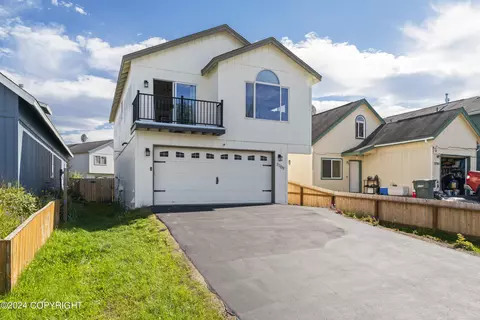 3709 Galactica Dr, Anchorage, AK 99517