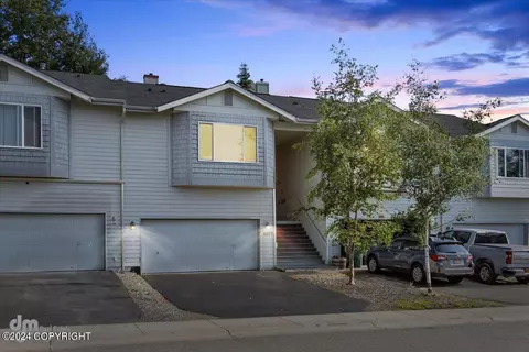 10329 Valley Park Dr, Anchorage, AK 99507