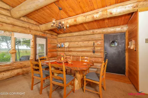 Dining - 9239 E Devonshire Dr, Trapper Creek, AK 99683 photo 2 of 3