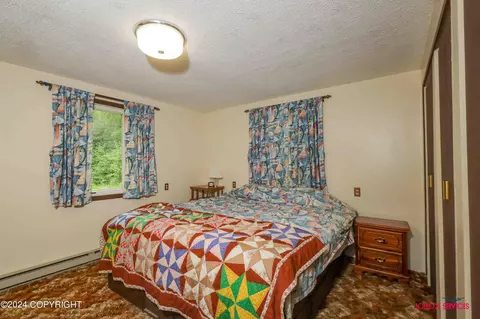 Bedroom - 9239 E Devonshire Dr, Trapper Creek, AK 99683 photo 2 of 3