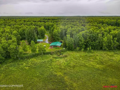 9239 E Devonshire Dr, Trapper Creek, AK 99683