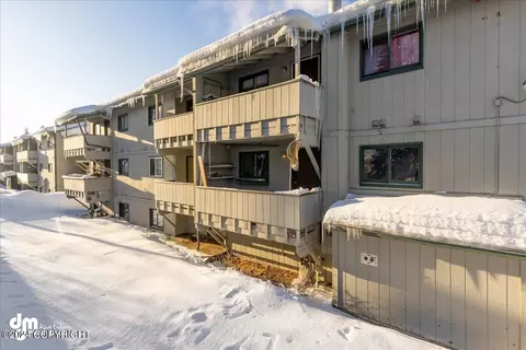 241 Mccarrey St # 10C, Anchorage, AK 99508 photo 14