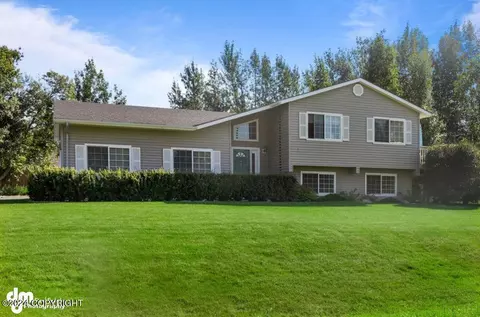 12690 Erin Ct, Palmer, AK 99645