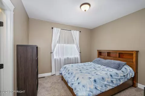 Bedroom - 5263 E Barn Cir, Wasilla, AK 99654 photo 3 of 7