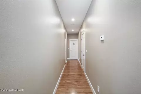 Entry Way - 5263 E Barn Cir, Wasilla, AK 99654 photo 3 of 6