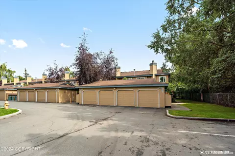 2841 Baxter Rd # 4F, Anchorage, AK 99504