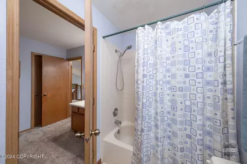 18615 Neva Cir, Eagle River, AK 99577 photo 15