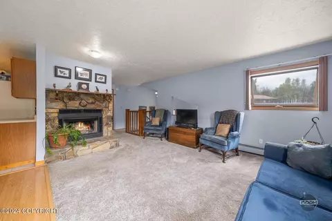 18615 Neva Cir, Eagle River, AK 99577 photo 4