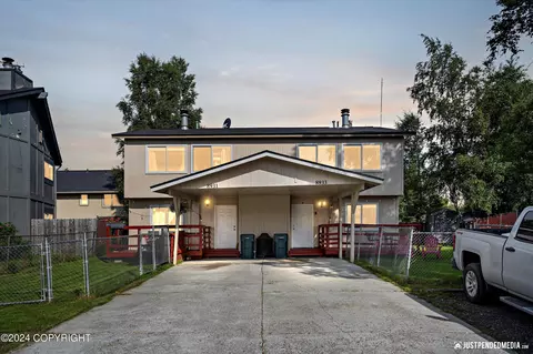 8931 Woodstock Cir, Anchorage, AK 99502