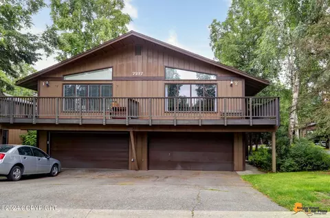 7217 Foxridge Cir # A2, Anchorage, AK 99518
