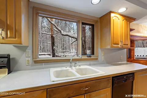 1500 E Fairview Loop, Wasilla, AK 99654 photo 10