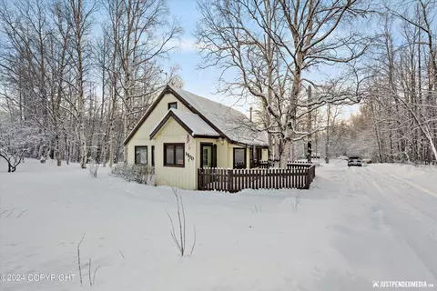 1500 E Fairview Loop, Wasilla, AK 99654 photo 2
