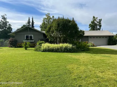 2256 St Elias Dr, Anchorage, AK 99517