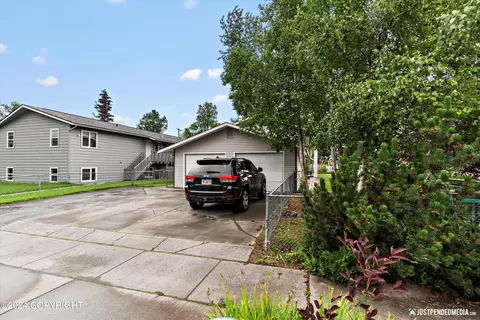 926 E 13th Ave, Anchorage, AK 99501 photo 8