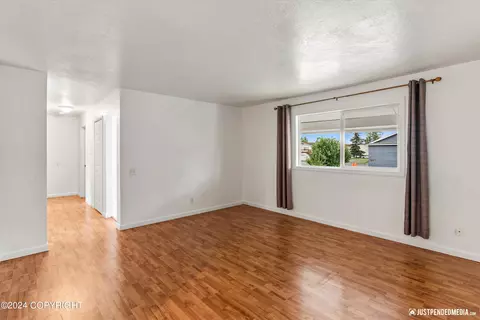 926 E 13th Ave, Anchorage, AK 99501 photo 17