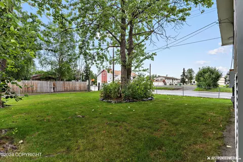 926 E 13th Ave, Anchorage, AK 99501 photo 31