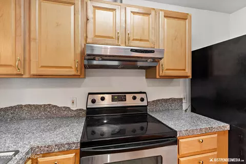 926 E 13th Ave, Anchorage, AK 99501 photo 15