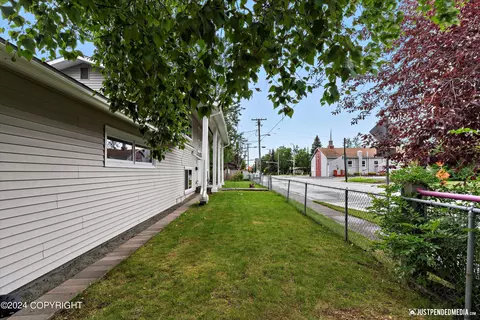 926 E 13th Ave, Anchorage, AK 99501 photo 30