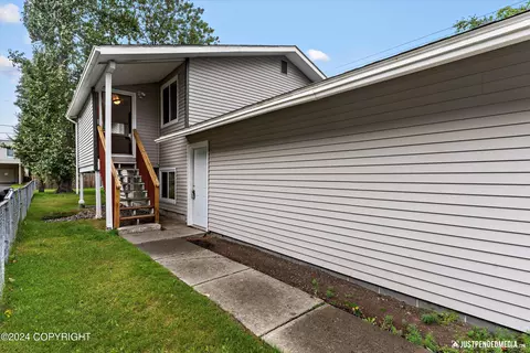 926 E 13th Ave, Anchorage, AK 99501 photo 6