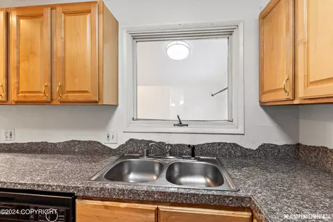 926 E 13th Ave, Anchorage, AK 99501 photo 14