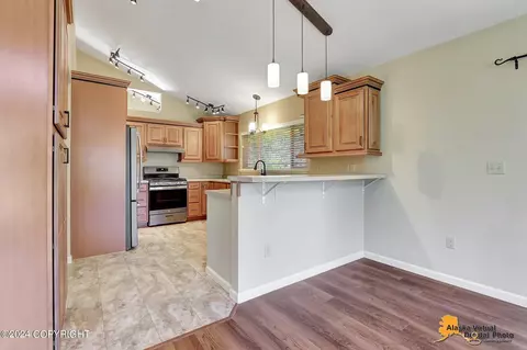 Kitchen - 21720 Rankin Rd, Chugiak, AK 99567 photo 1 of 5