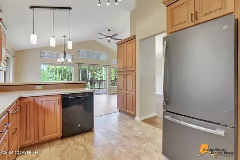 Kitchen - 21720 Rankin Rd, Chugiak, AK 99567 photo 3 of 5